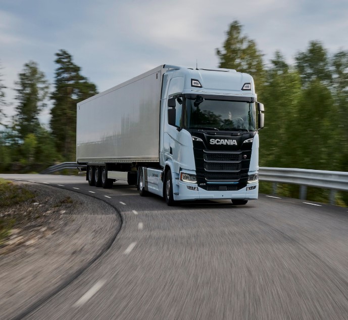 Peter Pay Now Sell Offer 02 Roy Hodgson's idea of celebrating 50 years in management is not to sit b